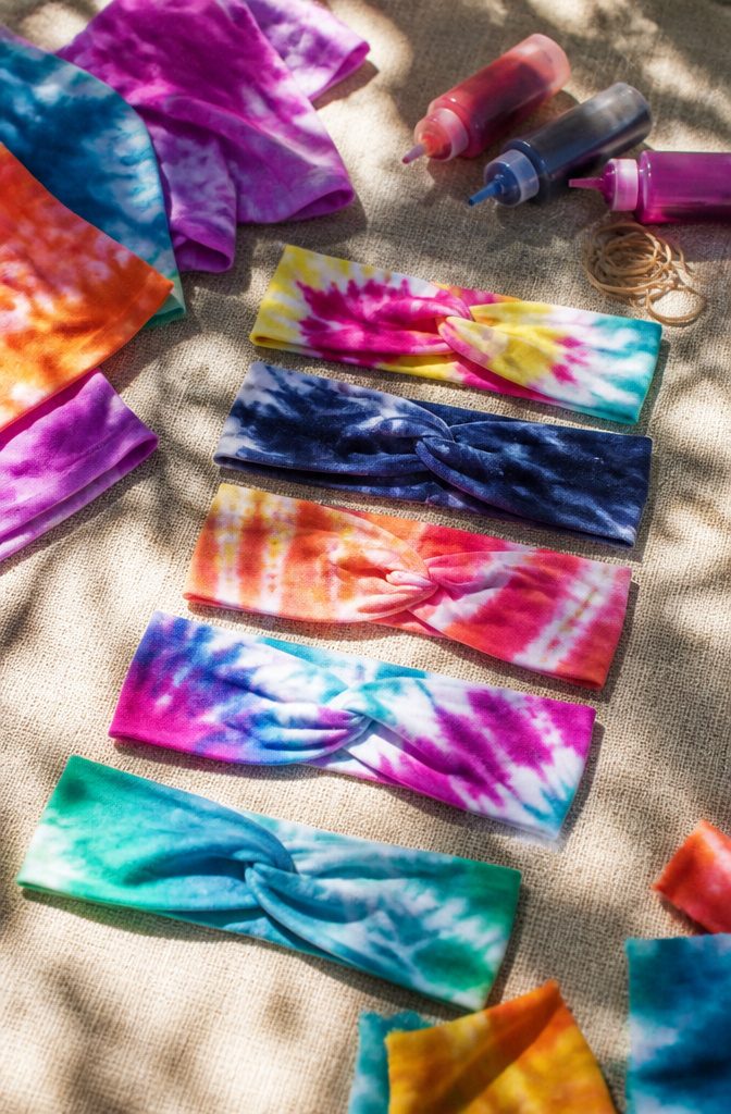How to Make DIY Homemade Crafts: 16 Easy Project Ideas 12 Freshly created tie dye headbands displayed on a sunny cloth.